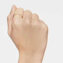 Anillo media alianza pequeña de oro con diamantes Les Classiques