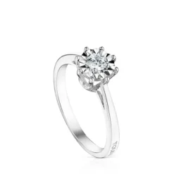 Anillo rosetón grande de oro blanco y diamantes 0.20ct Les Classiques