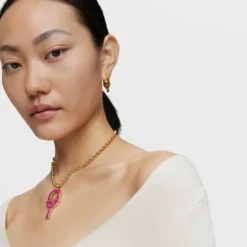 Colgante grande con baño de oro 18 kt sobre plata y esmalte fucsia TOUS MANIFESTO