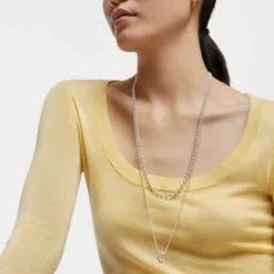 Collar largo de plata Gloss