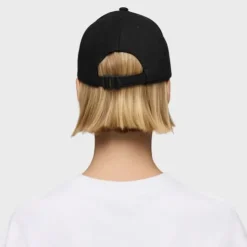Gorra negra TOUS Logo Metal