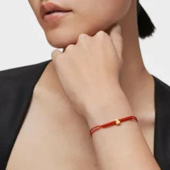 Pulsera de hilo rojo Sweet Dolls