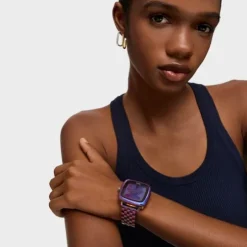 Reloj smartwatch con brazalete de acero IP iridiscente D-Connect