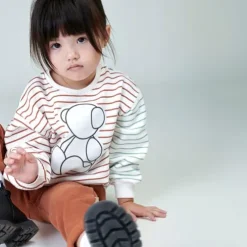 Sudadera a rayas con Bold Bear Casual único