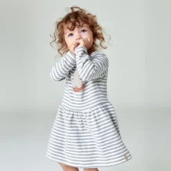 Vestido de niña a rayas con oso Grey crudo